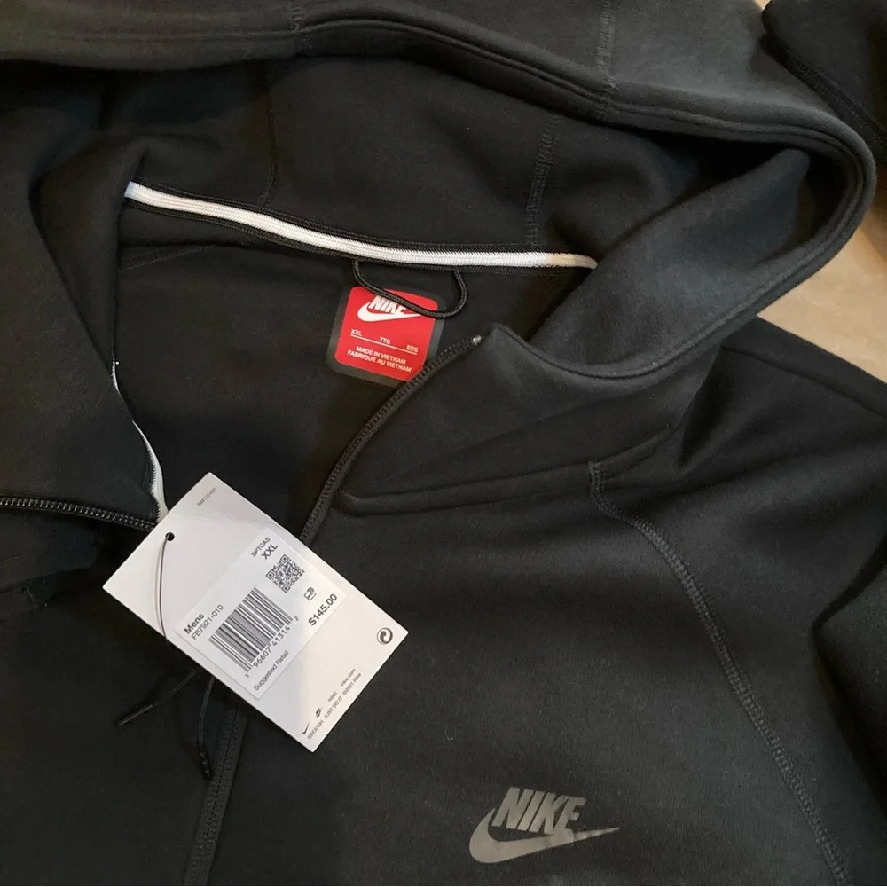 Nike authentic $145